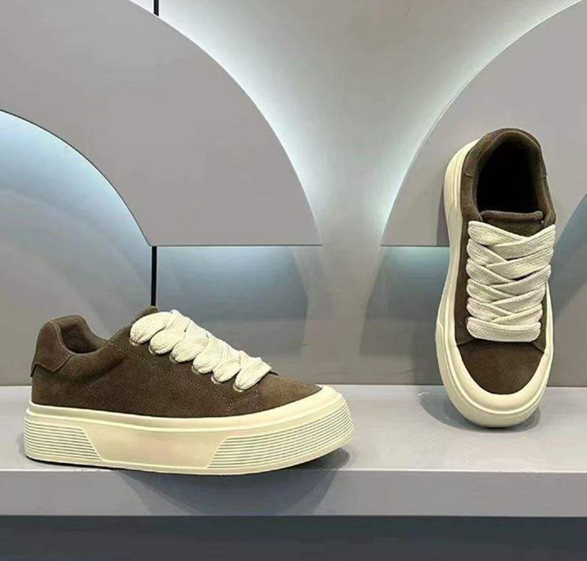 Men's White Skateboarding Sneakers