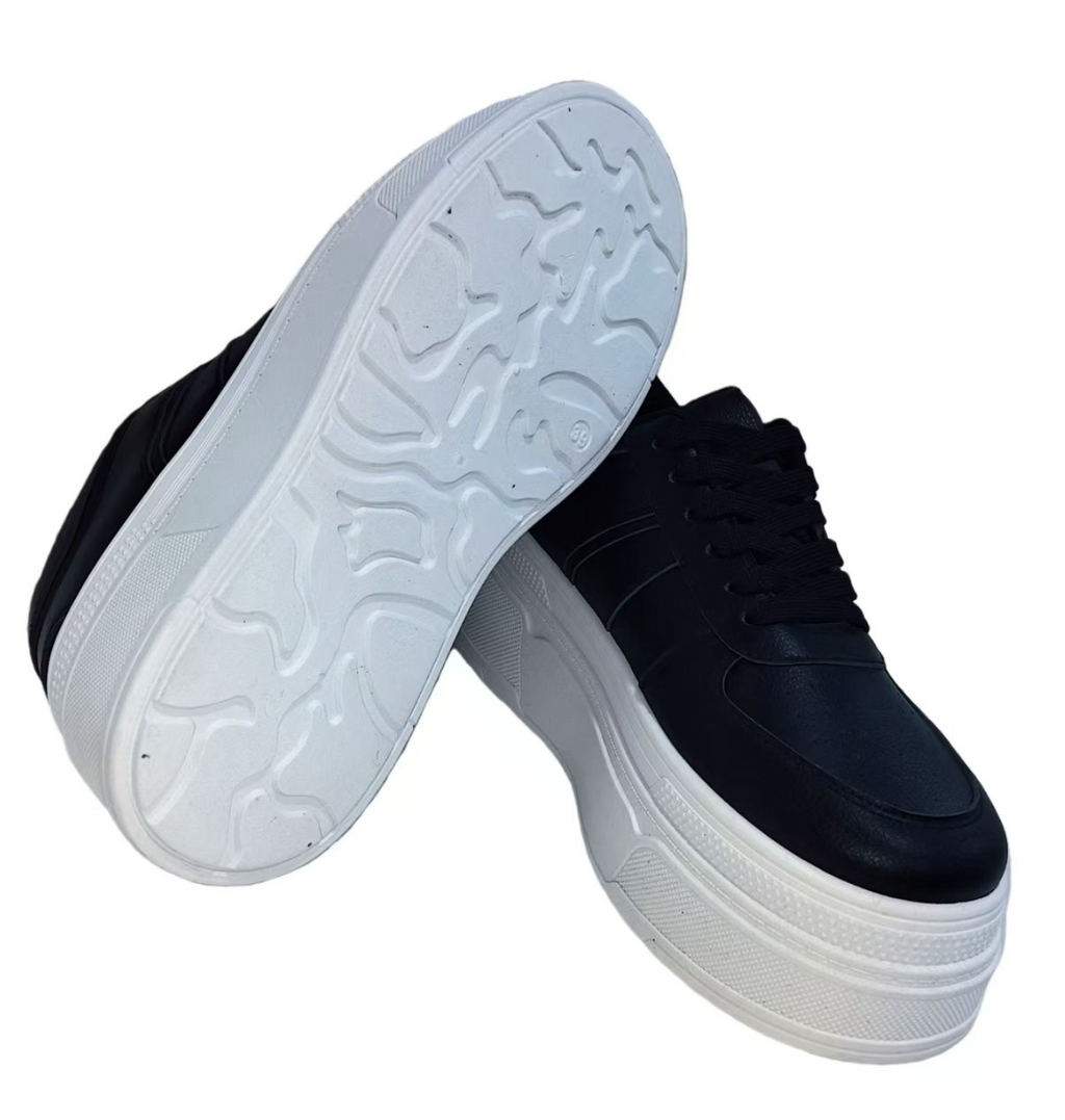 Women's Lace-Up Platform Casual Sneakers