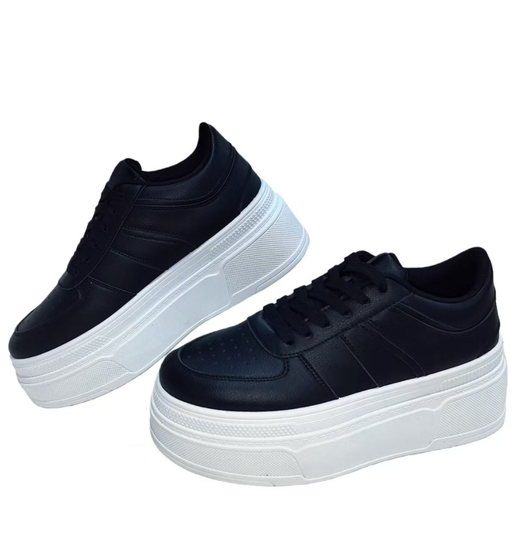 Women's Lace-Up Platform Casual Sneakers